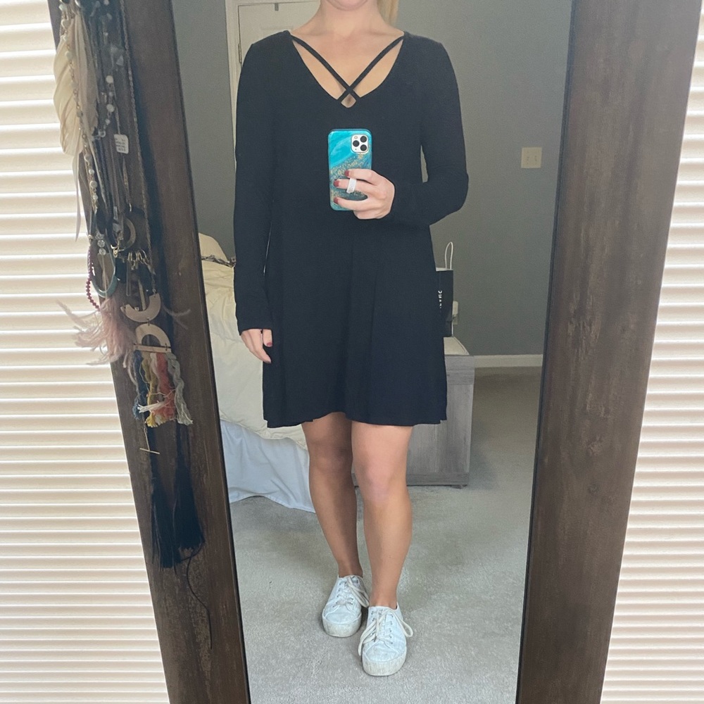 Black crisscross dress!